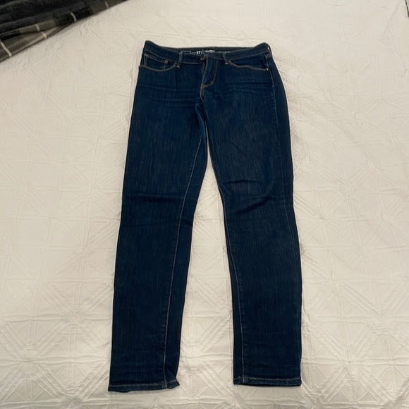 Levi’s High Rise Skinny Jeans - Picture 1 of 3
